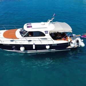 yacht broker punat